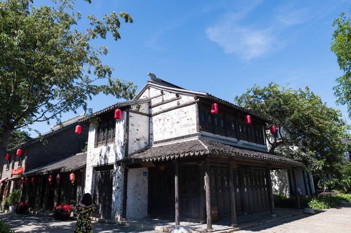 智己汽车城市NOA开启推送 IM AD高阶智驾进入“2024 All in 城市场景”